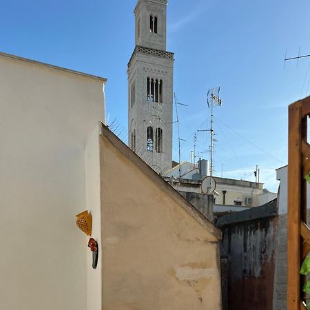 Corte Del Carmine Bari Luaran gambar